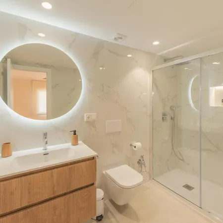 Esteponaciesii 아파트 *