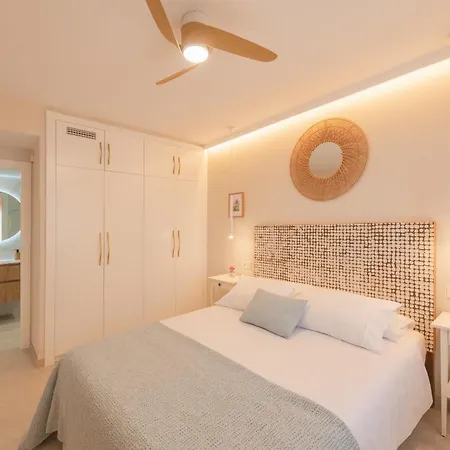 Esteponaciesii アパート