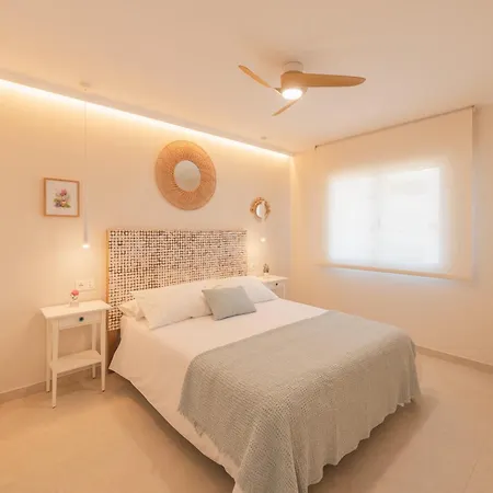 Esteponaciesii アパート エステポナ