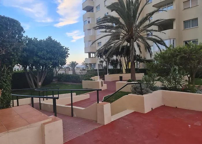 Apartament Esteponaciesii *